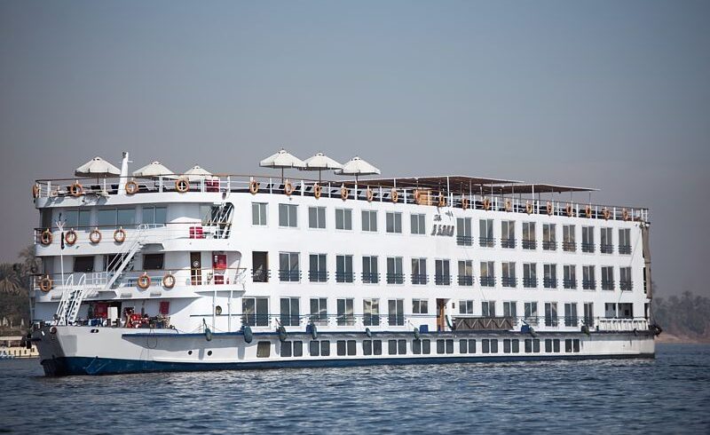 4-Days-Nile-Cruise-from-Hurghada-to-Luxor-and-Aswan.19-PM